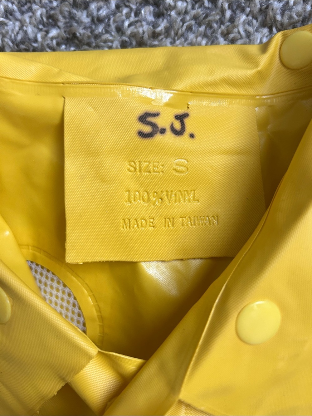 Vintage 100% Vinyl Raincoat Unisex size Small - Picture 3 of 10
